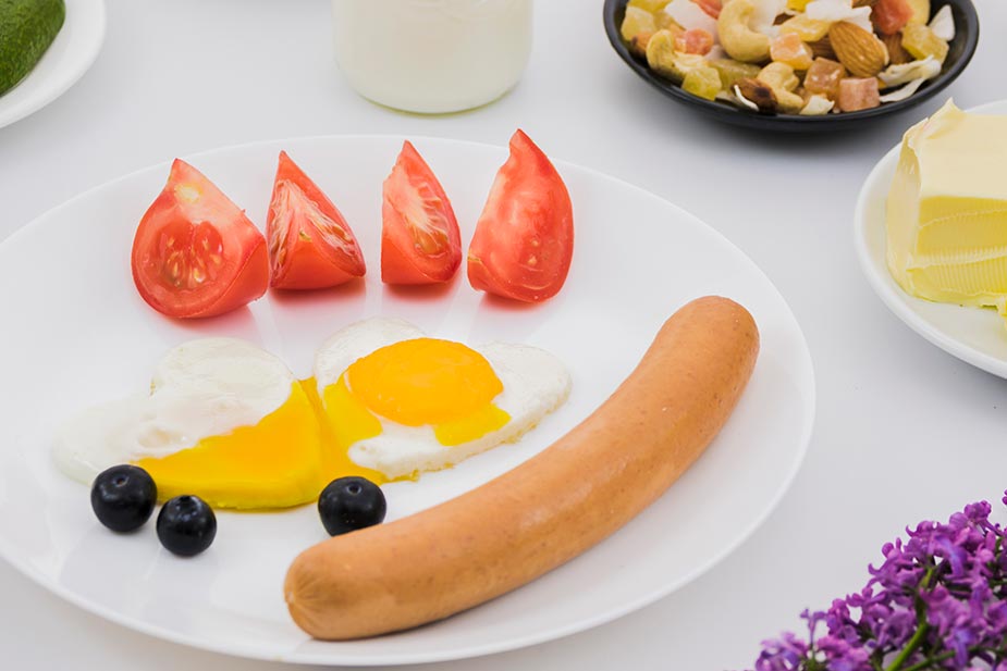 The Egg, Banana, and Sausage Diet